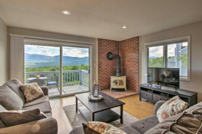 Family-Friendly Condo with Mtn Views, Community Pool